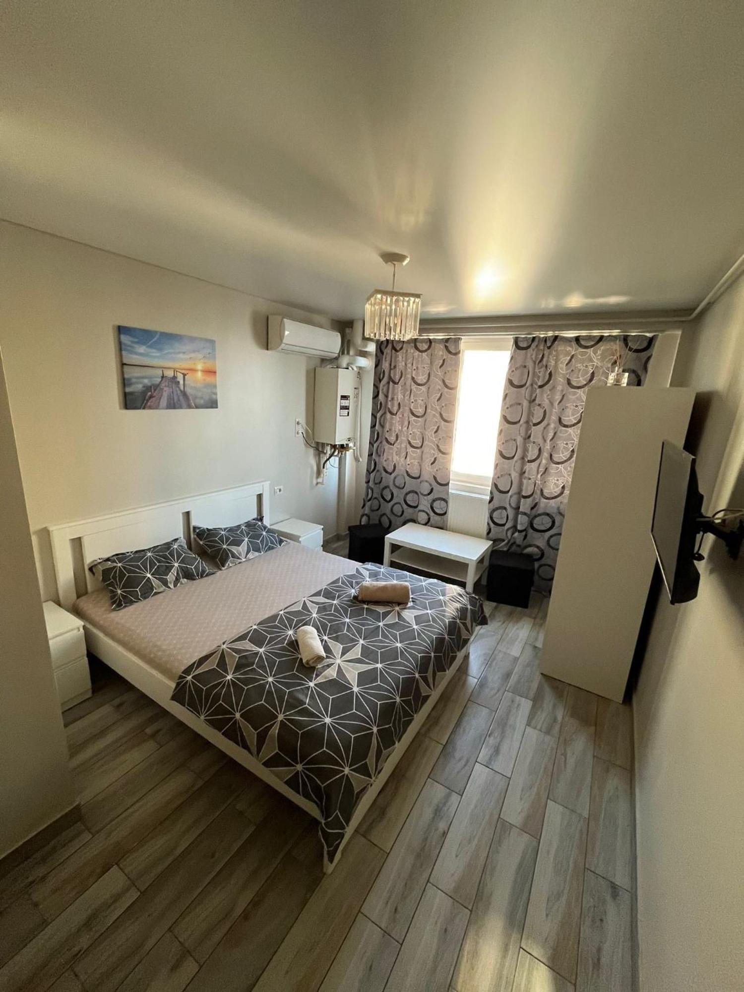 Ceronav Portului Studio Galaţi Exterior foto